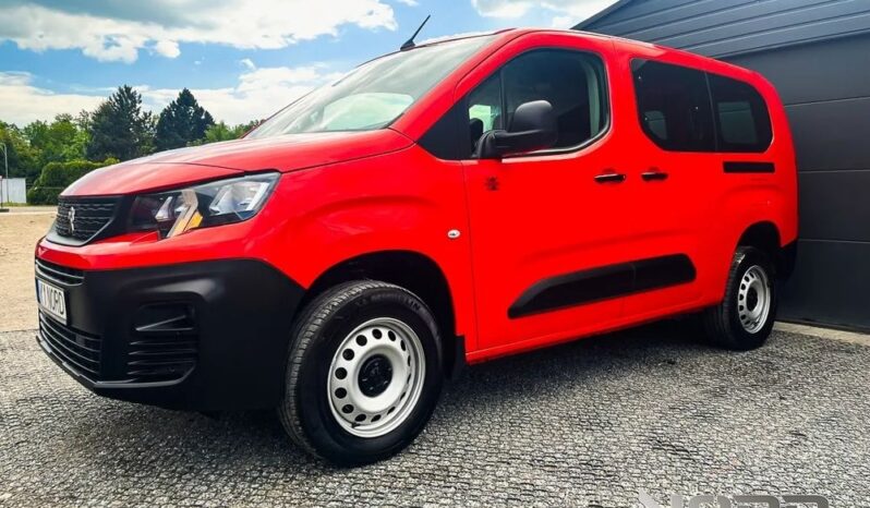 PEUGEOT Partner  | 4×4 (doł. ręcznie) | Manualna | 131 KM | Czerwony full