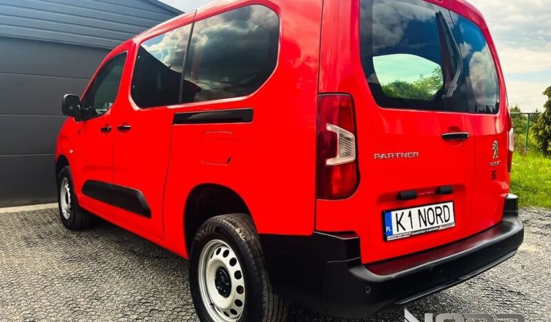 PEUGEOT Partner  | 4×4 (doł. ręcznie) | Manualna | 131 KM | Czerwony full