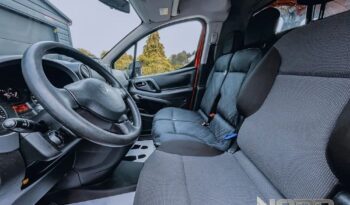 PEUGEOT Partner  | 4×4 (doł. ręcznie) | Manualna | 99 KM | Czerwony full