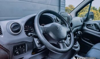 PEUGEOT Partner  | 4×4 (doł. ręcznie) | Manualna | 99 KM | Czerwony full