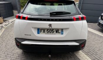 PEUGEOT 2008  | FWD (przód) | Manualna | 110 KM | Biały full