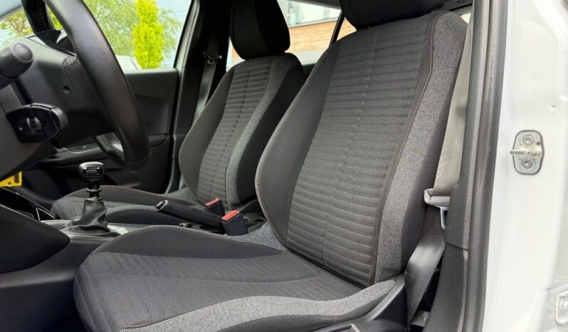 PEUGEOT 2008  | FWD (przód) | Manualna | 110 KM | Biały full