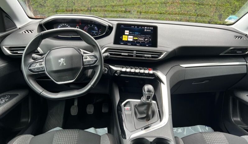 PEUGEOT 3008  | FWD (przód) | Manualna | 130 KM | Szary full