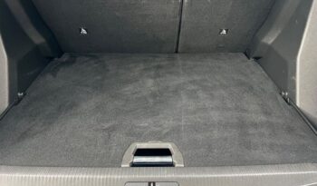 PEUGEOT 2008  | FWD (przód) | Automatyczna | 130 KM | Szary full