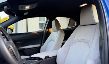 LEXUS UX | FWD (przód) | Automatyczna | 152 KM | Niebieski full