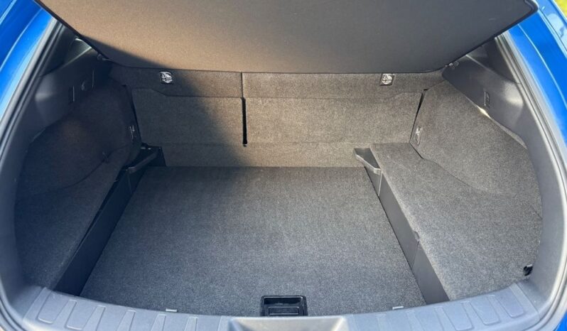 LEXUS UX | FWD (przód) | Automatyczna | 152 KM | Niebieski full