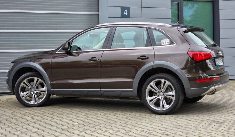 AUDI Q5  | 4×4 (stały) | Automatyczna | 177 KM | Brązowy full