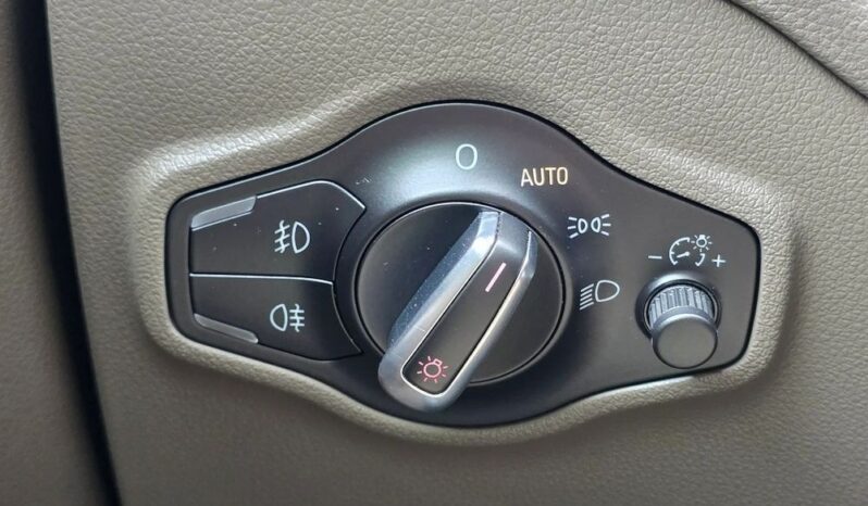 AUDI Q5  | 4×4 (stały) | Automatyczna | 177 KM | Brązowy full