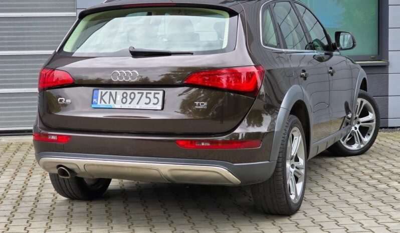 AUDI Q5  | 4×4 (stały) | Automatyczna | 177 KM | Brązowy full