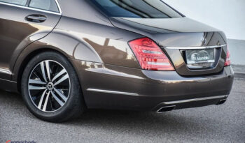 MERCEDES-BENZ Klasa S | RWD (tył) | Automatyczna | 235 KM | Brązowy full