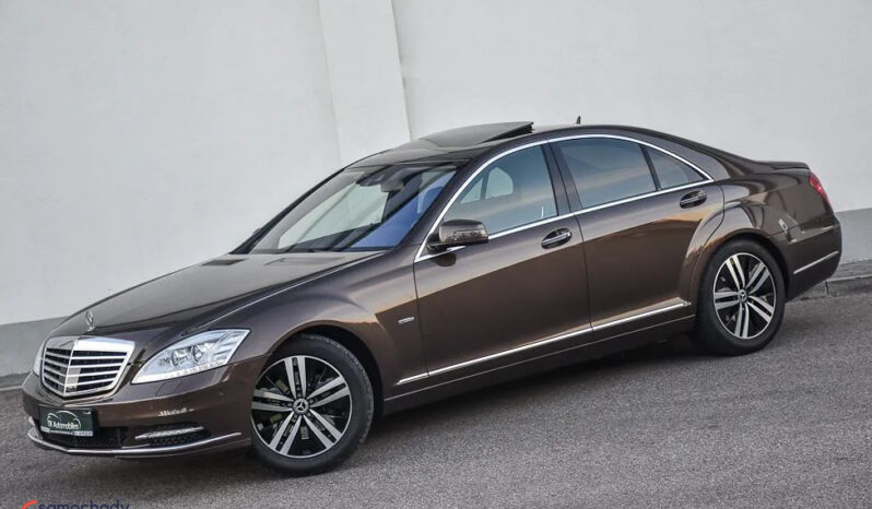 MERCEDES-BENZ Klasa S | RWD (tył) | Automatyczna | 235 KM | Brązowy full