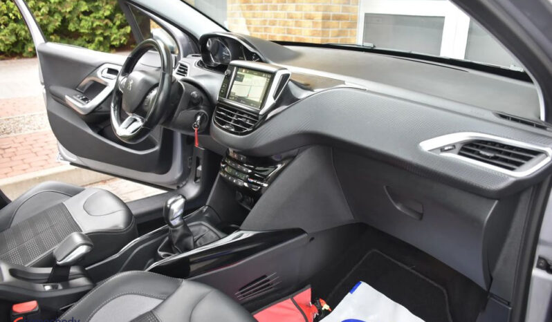 PEUGEOT 2008  | FWD (przód) | Manualna | 110 KM | Szary full