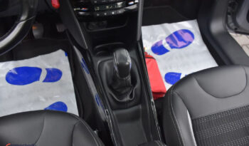 PEUGEOT 2008  | FWD (przód) | Manualna | 110 KM | Szary full