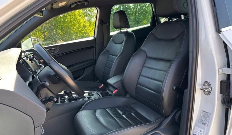 SEAT Ateca  | 4×4 (doł. automatycznie) | Automatyczna | 190 KM | Biały full