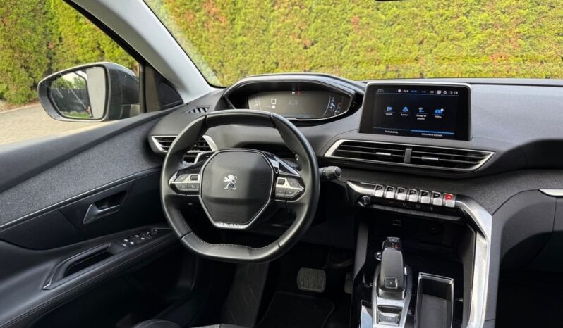 PEUGEOT 3008  | FWD (przód) | Automatyczna | 130 KM | Szary full