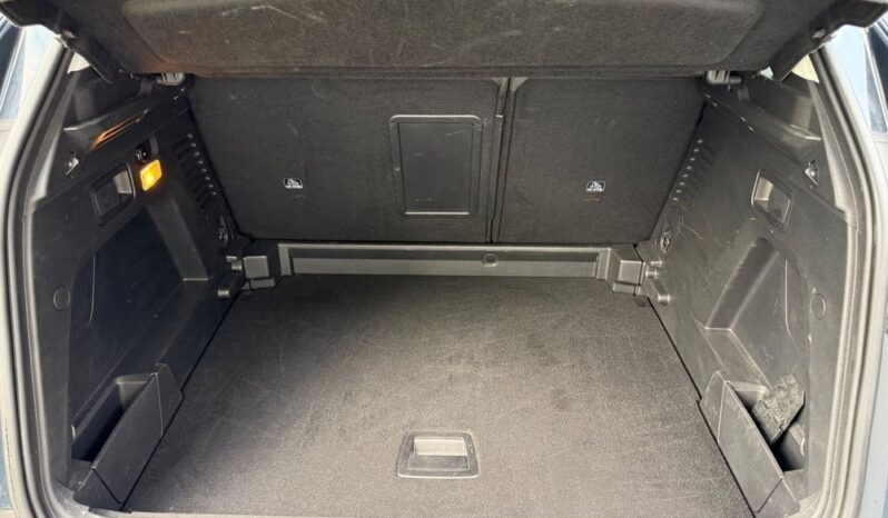 PEUGEOT 3008  | FWD (przód) | Automatyczna | 130 KM | Szary full