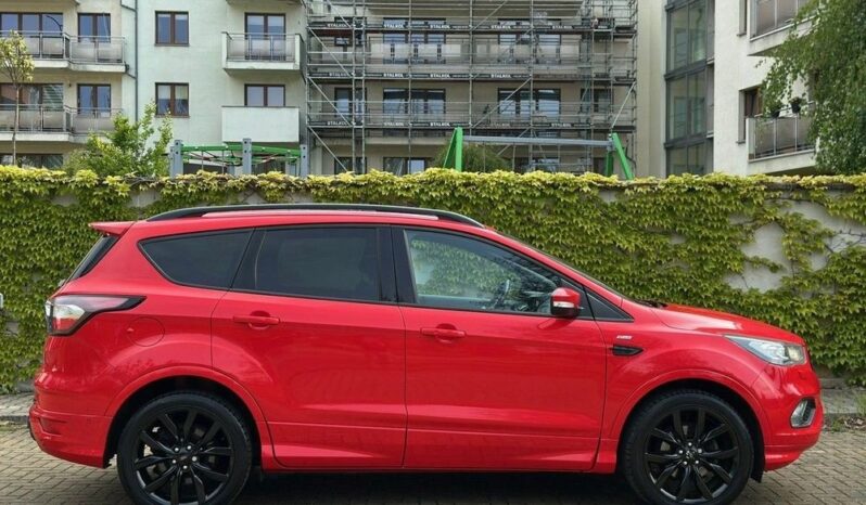 FORD Kuga  | FWD (przód) | Manualna | 150 KM | Czerwony full
