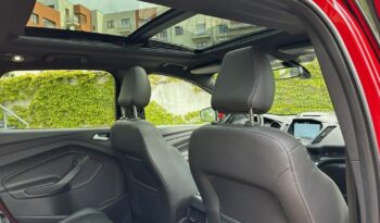 FORD Kuga  | FWD (przód) | Manualna | 150 KM | Czerwony full