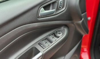FORD Kuga  | FWD (przód) | Manualna | 150 KM | Czerwony full