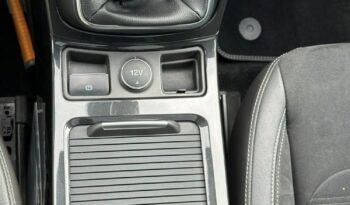FORD Kuga  | FWD (przód) | Manualna | 150 KM | Czerwony full