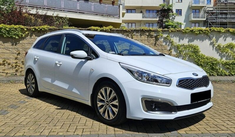 KIA Ceed  | FWD (przód) | Manualna | 136 KM | Biały full