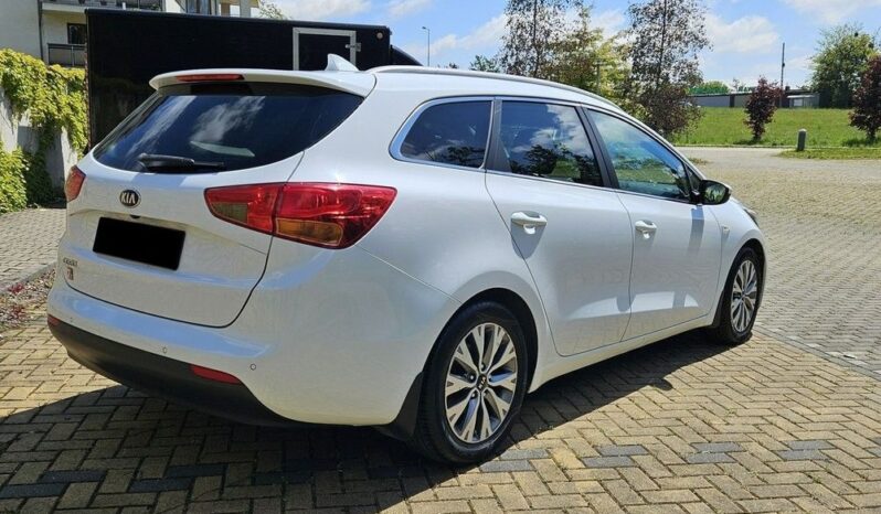 KIA Ceed  | FWD (przód) | Manualna | 136 KM | Biały full
