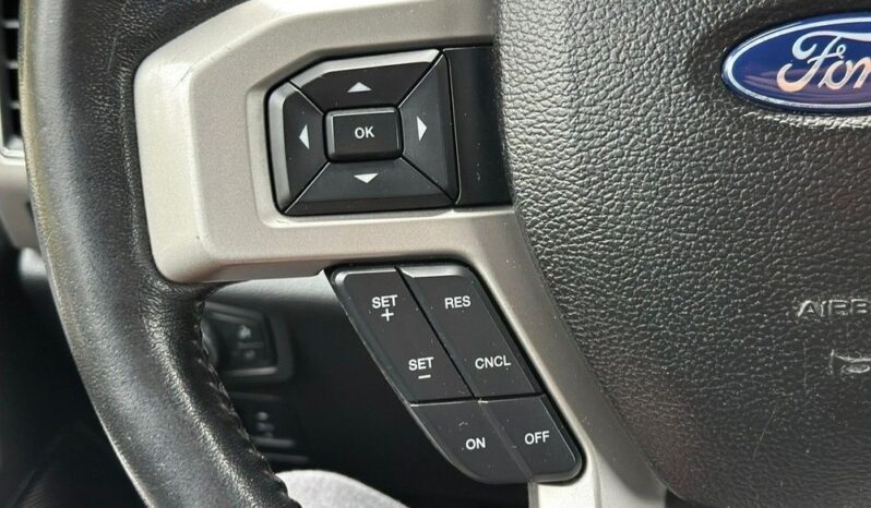 FORD F-150 | 4×4 (doł. automatycznie) | Automatyczna | 392 KM | Czarny full