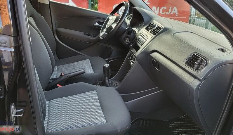 VOLKSWAGEN Polo  | FWD (przód) | Manualna | 90 KM | Czarny full
