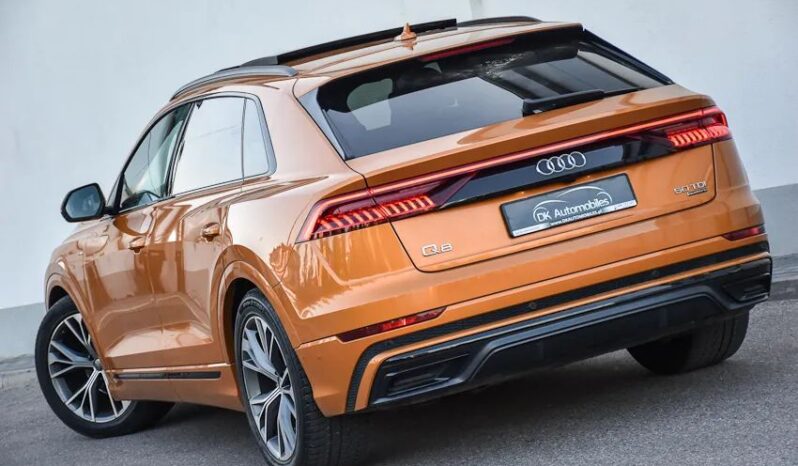 AUDI Q8  | 4×4 (stały) | Automatyczna | 286 KM | Pomarańczowy full