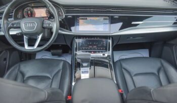 AUDI Q8  | 4×4 (stały) | Automatyczna | 286 KM | Pomarańczowy full