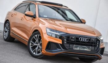 Audi Q8  | 4X4 (Stały) | Automatyczna | 286 Km | Pomarańczowy