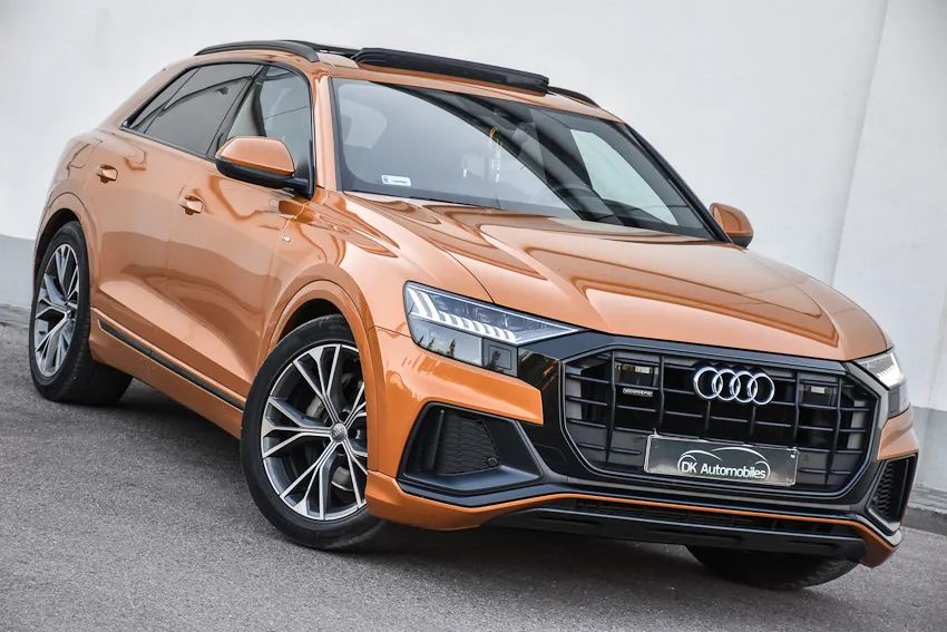Audi Q8  | 4X4 (Stały) | Automatyczna | 286 Km | Pomarańczowy