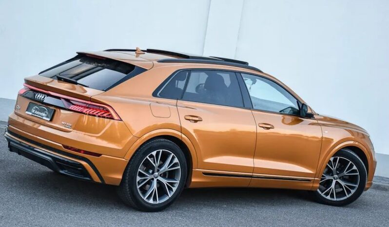 AUDI Q8  | 4×4 (stały) | Automatyczna | 286 KM | Pomarańczowy full