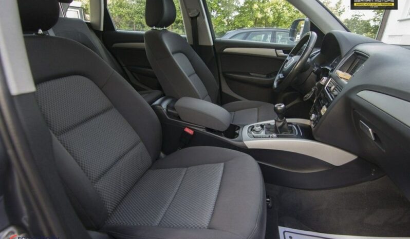AUDI Q5  | 4×4 (stały) | Manualna | 190 KM | Szary full