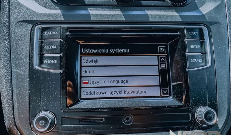 VOLKSWAGEN Caddy | 4×4 (stały) | Manualna | 122 KM | Czerwony full