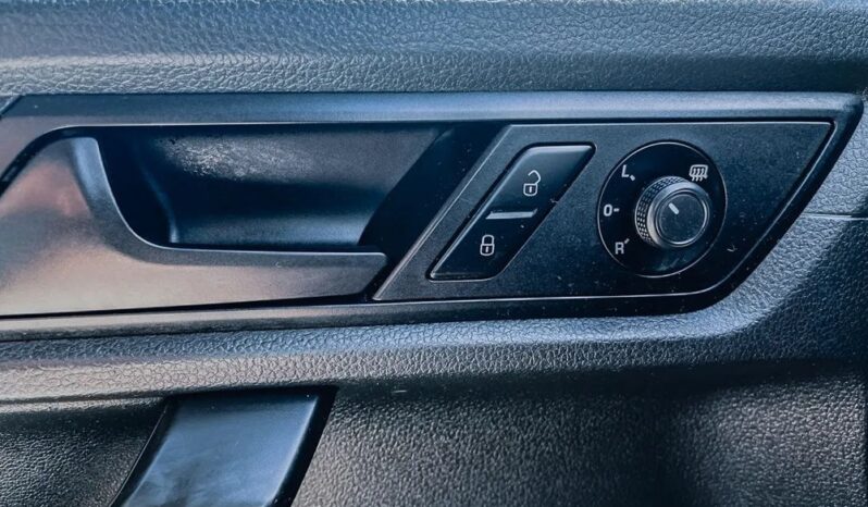 VOLKSWAGEN Caddy | 4×4 (stały) | Manualna | 122 KM | Czerwony full