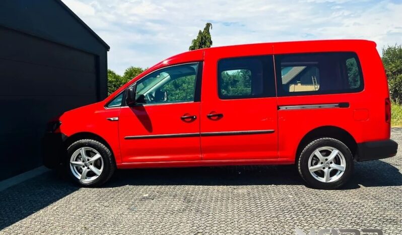 VOLKSWAGEN Caddy | 4×4 (stały) | Manualna | 122 KM | Czerwony full
