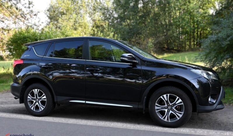 TOYOTA RAV4  | 4×4 (doł. automatycznie) | Manualna | 124 KM | Czarny full