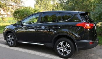 TOYOTA RAV4  | 4×4 (doł. automatycznie) | Manualna | 124 KM | Czarny full