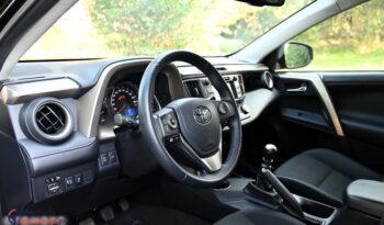 TOYOTA RAV4  | 4×4 (doł. automatycznie) | Manualna | 124 KM | Czarny full