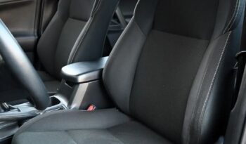 TOYOTA RAV4  | 4×4 (doł. automatycznie) | Manualna | 124 KM | Czarny full