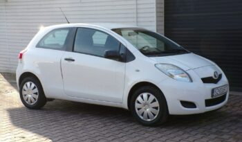 TOYOTA Yaris  | FWD (przód) | Manualna | 70 KM | Biały full