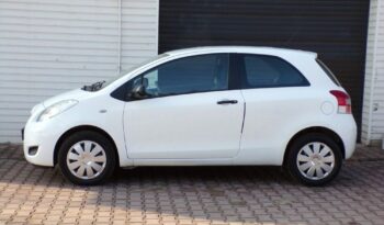 TOYOTA Yaris  | FWD (przód) | Manualna | 70 KM | Biały full