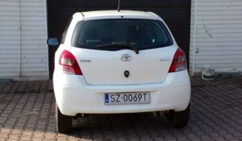 TOYOTA Yaris  | FWD (przód) | Manualna | 70 KM | Biały full
