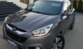 HYUNDAI ix35  | FWD (przód) | Manualna | 135 KM | Brązowy full