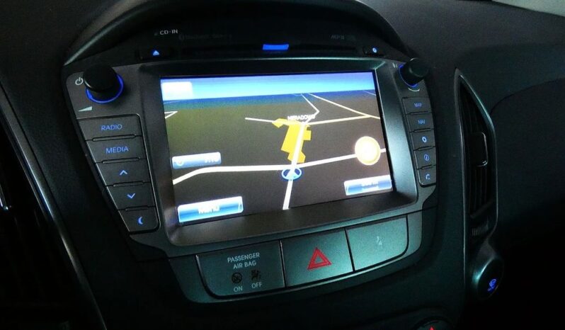 HYUNDAI ix35  | FWD (przód) | Manualna | 135 KM | Brązowy full