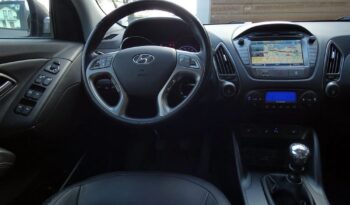 HYUNDAI ix35  | FWD (przód) | Manualna | 135 KM | Brązowy full