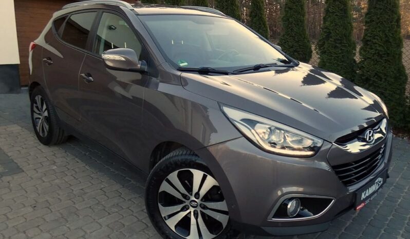 HYUNDAI ix35  | FWD (przód) | Manualna | 135 KM | Brązowy full