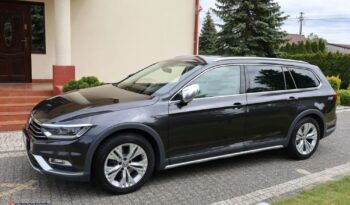 VOLKSWAGEN Passat  | 4×4 (doł. ręcznie) | Automatyczna | 220 KM | Szary full