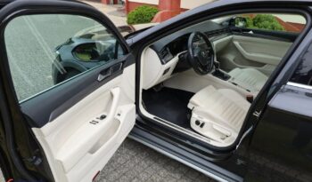 VOLKSWAGEN Passat  | 4×4 (doł. ręcznie) | Automatyczna | 220 KM | Szary full